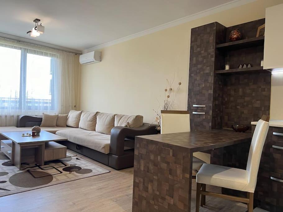 Cozy Apartment - Free Parking Φιλιππούπολη Εξωτερικό φωτογραφία